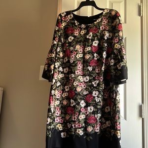 Women dress